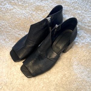 Real leather Italian shoes size 7